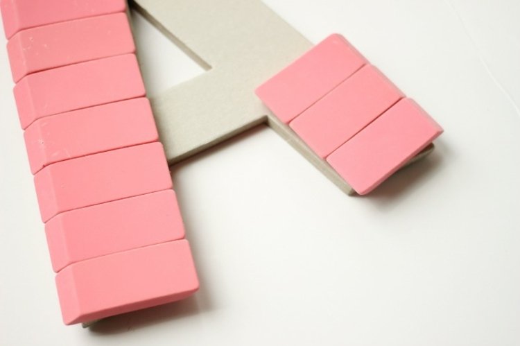 dekorácia stola-tréning-písmená-drotárstvo-guma-lepenie