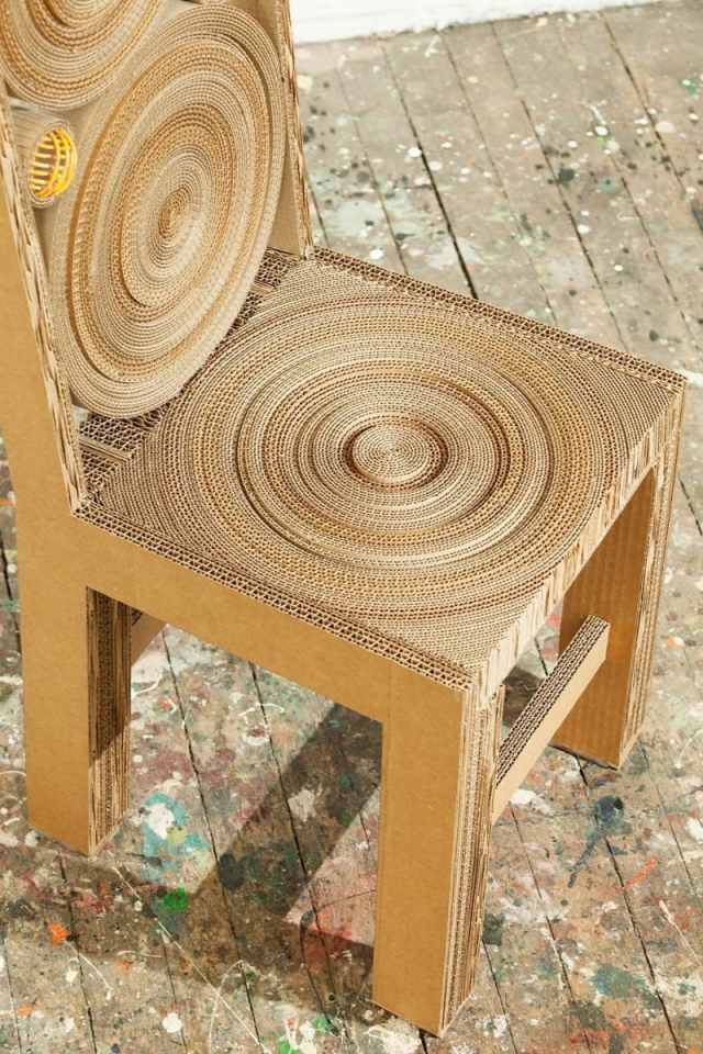 Dekorácia a dizajn nábytku typické pre dnešný život