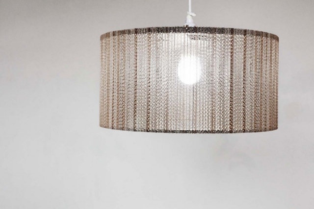 Výtvarník dekorácií a dizajnu nábytku preslávil rôzne tvary