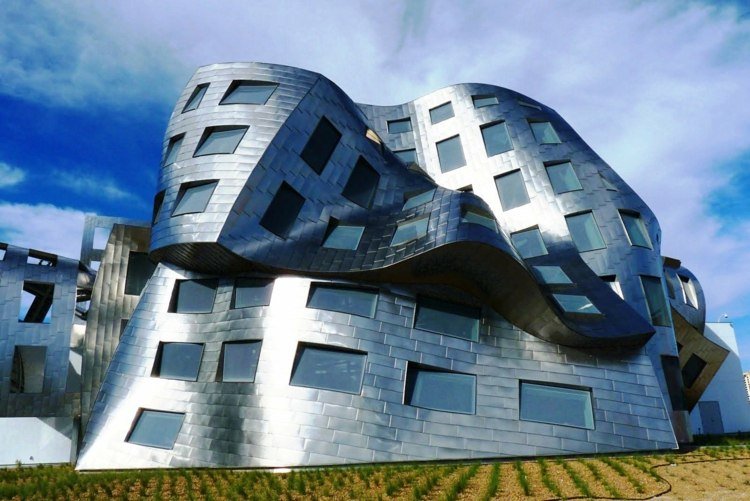 Dekonštruktivizmus v architektúre frank-gehry-lou-ruvo-center-brain-health-las-vegas