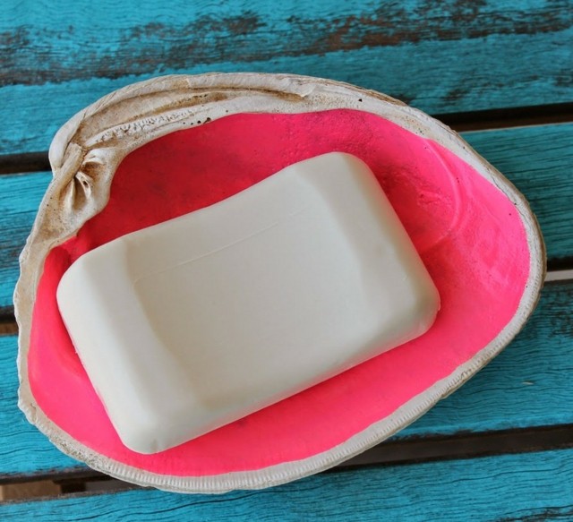 držiak na mydlo ružová farba lak na nechty dekorácia kúpeľňa