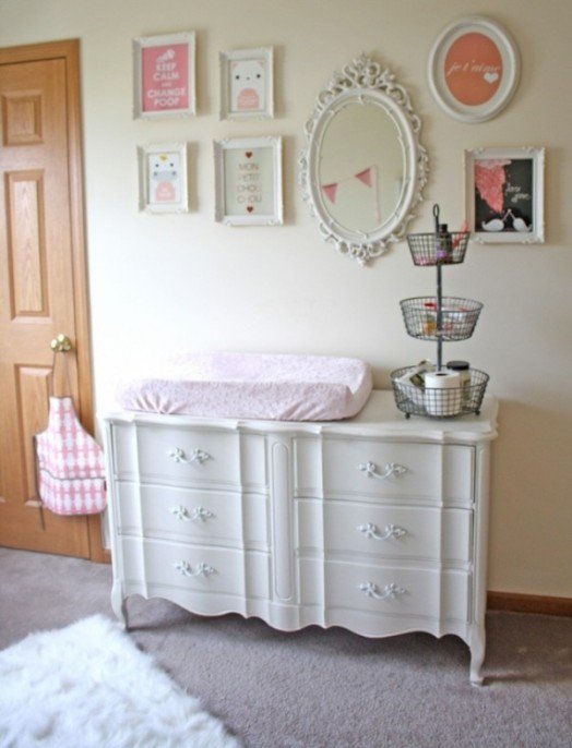 dekorácia detskej izby v zrkadle s vintage vzhľadom