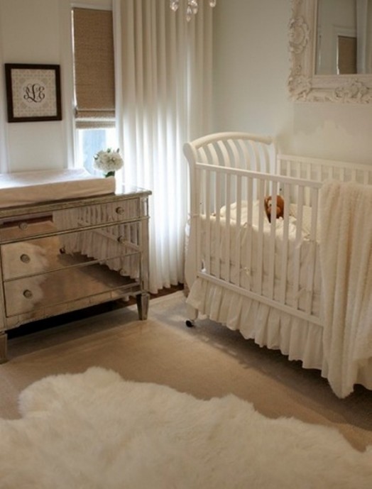 dekorácia detskej izby v detskej postieľke v štýle vintage