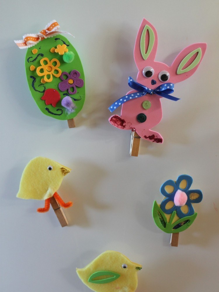 Dekorácia na veľkonočné magnetky na chladničku-deti-drotár-drevo-štipce na bielizeň