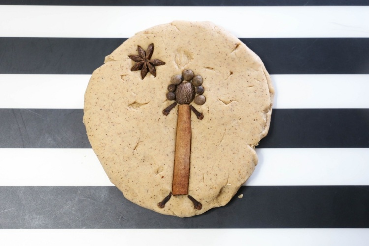 Vytvárajte obrázky s deťmi sami s korením