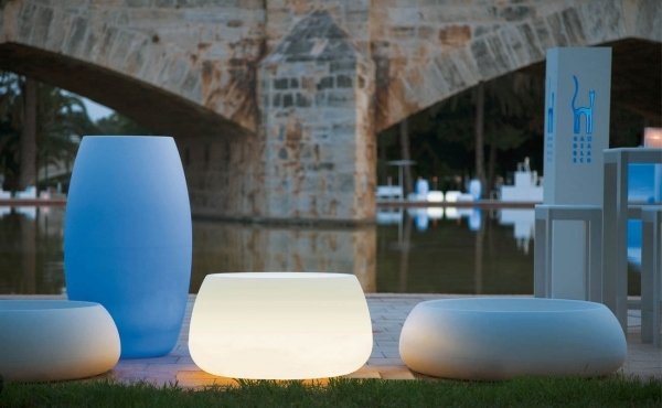 Viacúčelový záhradný záhradný nábytok osvetlený zvnútra, dizajn Sahara-2 Pablo-Gironés