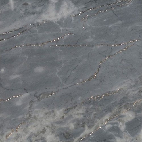 Mramorové dlaždice sivé stĺpce so zlatou striebornou výplňou