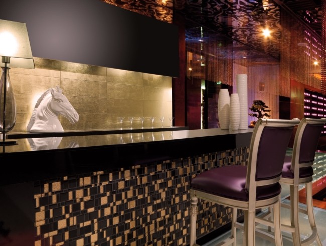 ozdobná dlažba duna čierny zlatý prút CLEOPATRA