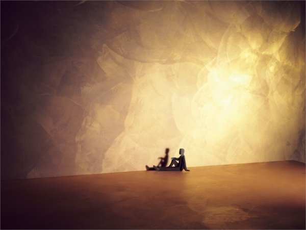 trojrozmerné miestnosti stena omietka dekoratívne moderný taliansky interiér