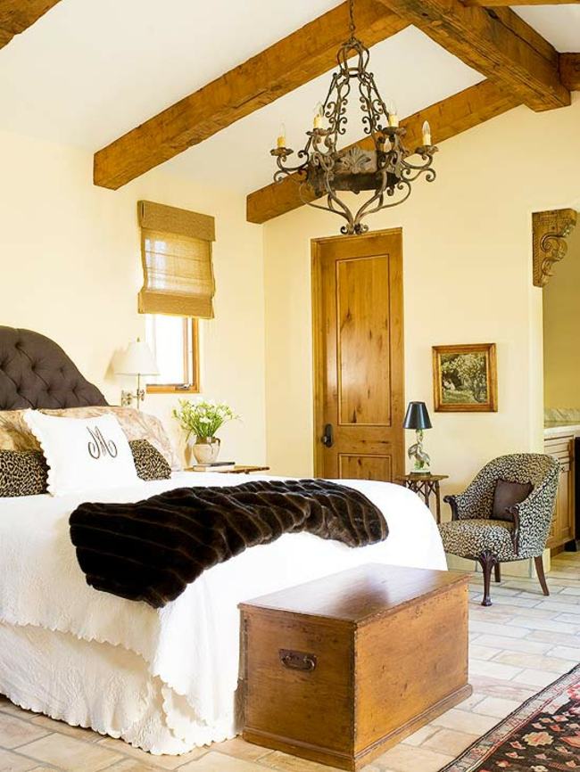 rustikálna spálňa zariadená drevom nastaviť stropy rámovanie trámy drevená krabica