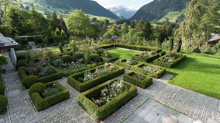 záhradné plánovanie profesionálne terénne úpravy ázijský dizajn hory