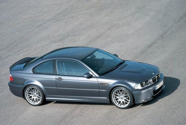 BMW M3 CSL 2004 pravá strana BMW M3 CSL pravá strana