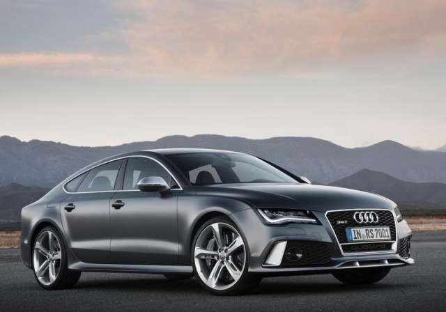 2014 model audi rs7 sportback matná čierna farba audi rs7 sportback rok 2014 matný čierny lak