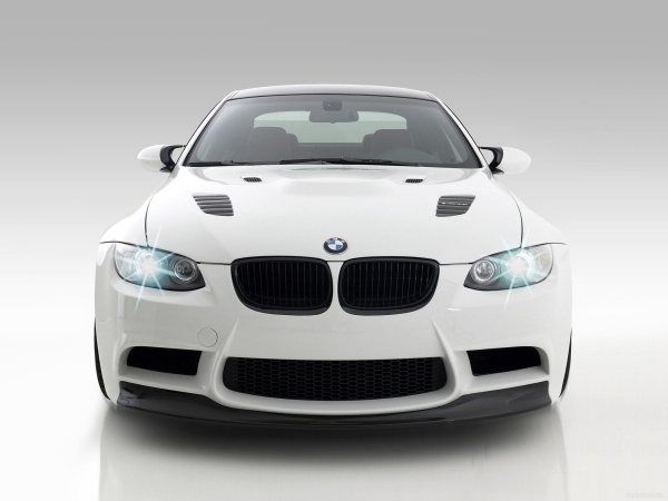 Predné svetlá BMW M3 E90 Coupe 2009