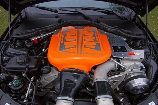 Tuningový motor kabrioletu BMW M3 E93 Tuningový motor kabrioletu BMW E93