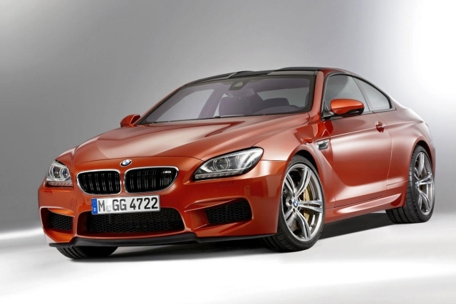 BMW M6 2012 Coupe predné3 M6 2012 kupé vpredu 3