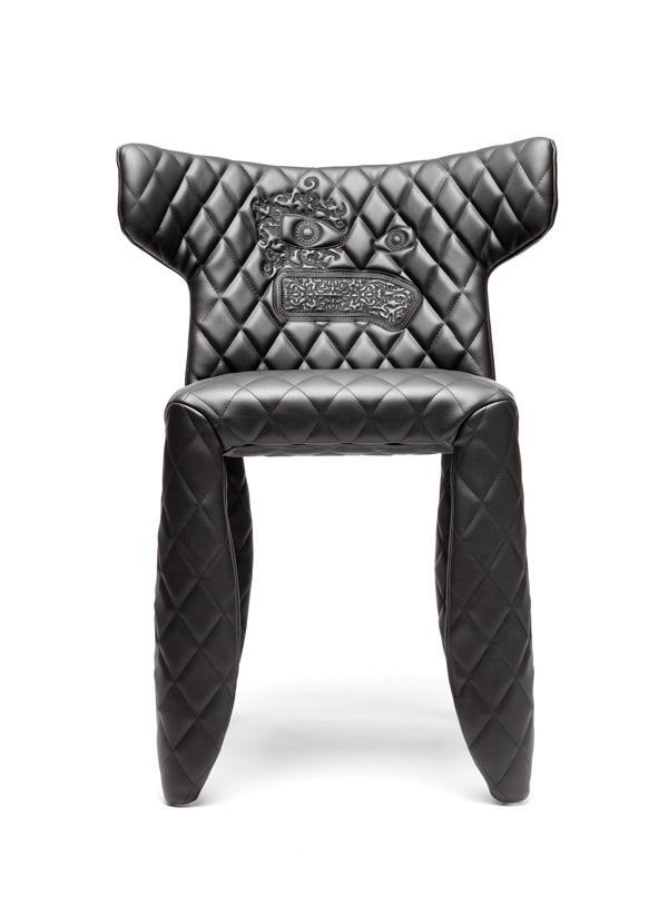 čierna stolička dizajn monštrum marcel putuje dizajnér čierna kožená stolička monster marcel túla dizajn