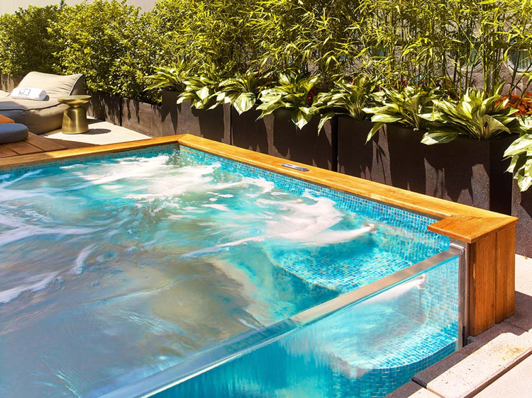 Masážne trysky so sklenenou stenou Whirlpool s dreveným rámom