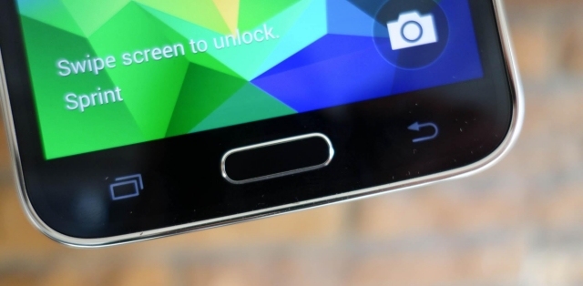 Nový model Samsung Galaxy S5 nasýtených farieb Farby Samsung nasýtili úspešný výkon nového modelu