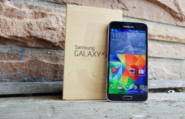 Samsung Galaxy S5 nový model modernej technológie Nový model Galaxy S5 s modernou technológiou