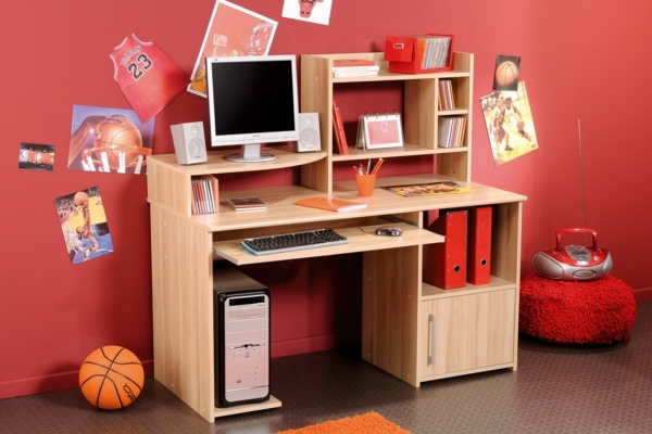 Pracovný priestor v detskej izbe a v detskej izbe