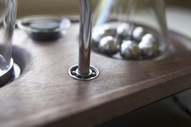 Barista kávovaru podľa návrhu Joshua Renoufa Nerezové guľôčky-horúca-voda-na-kávu-indukčné zahrievanie