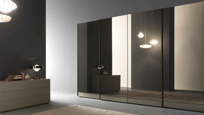 presotto italia moderná šatníková skriňa s posuvnými dverami kov lesk