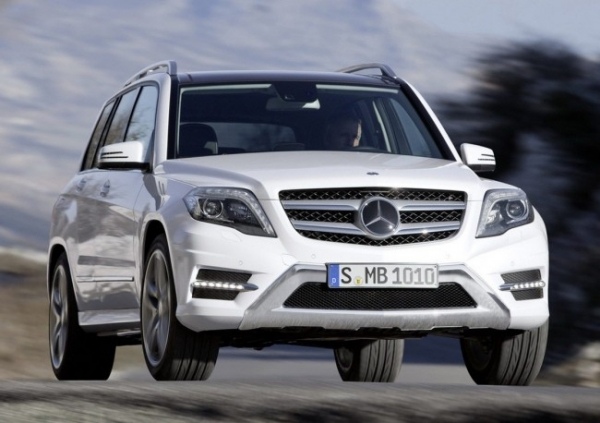 Mercedes Benz GLK 2016 biely predný Mercedes- Benz-GLK -2016- biela- čelná-súkromná