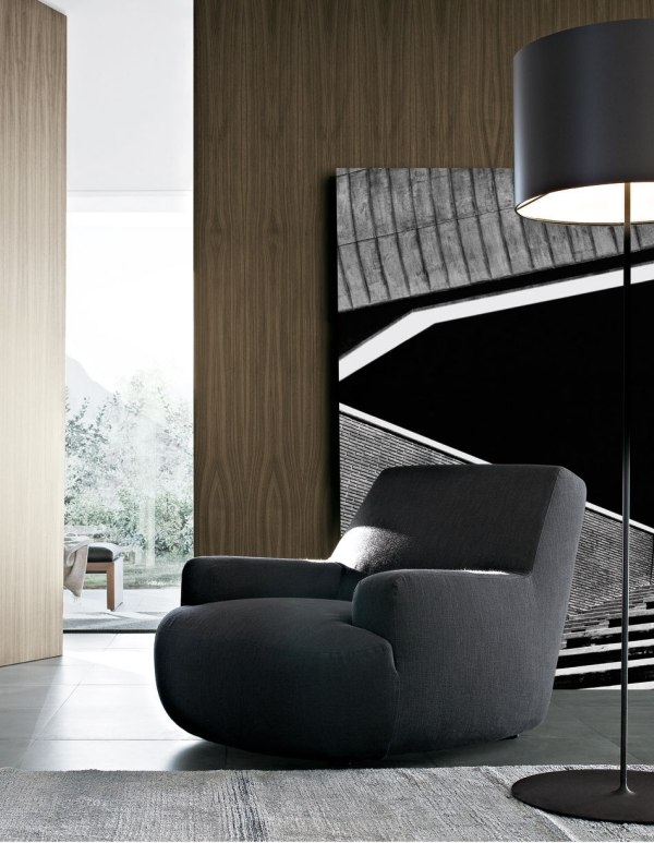 Ležadlo stoličky Bug poliform Paola-Navone čalúnené čiernou tkaninou