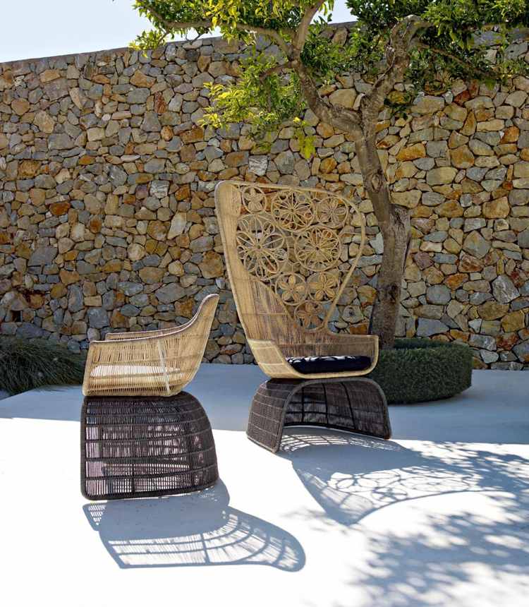 Peacock kreslo ratanové operadlo kvety BnB Italia Crinoline