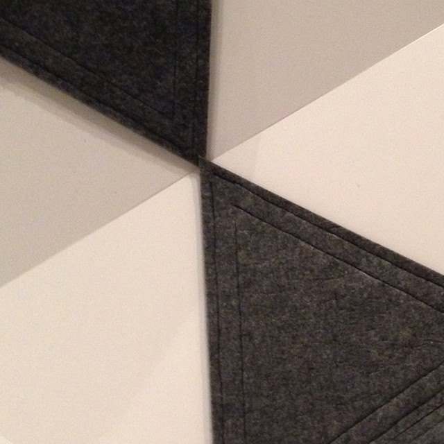 Lehátko q1 designové kreslo odesd2 plstené k životnému prostrediu