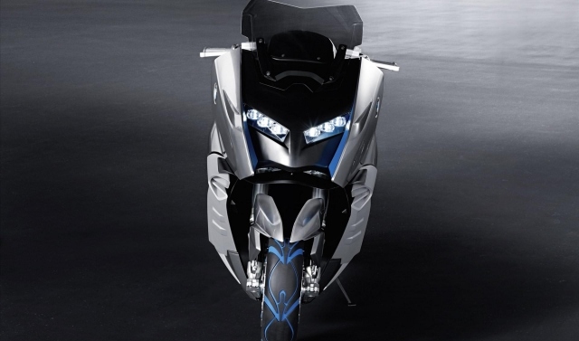 BMW Roller Concept C 2010 vpredu BMW Roller Concept 2010 vpredu