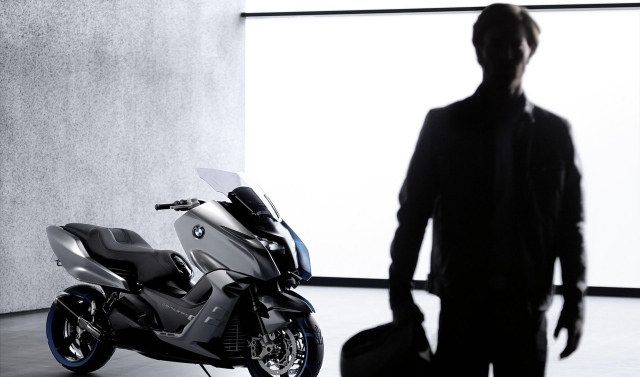 BMW Roller Concept C 2010 pravá strana3 Roller Concept C 2010 pravá strana 3