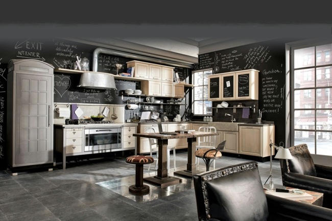 Nástenná tabuľa farebná čierna drevená skrinka