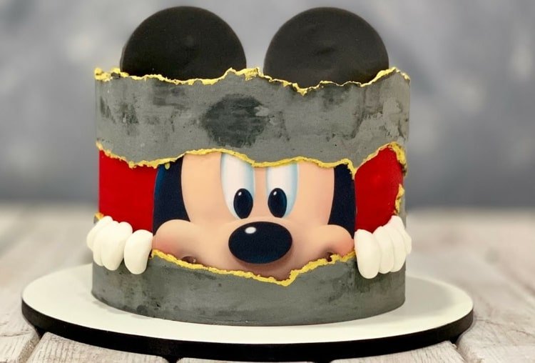 Torta k narodeninám detí s Mickey Mouse