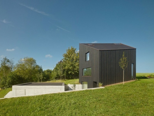 Asymetrický dom v Nemecku