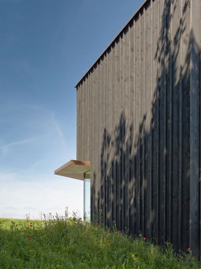 Bočný pohľad na dizajnérsky dom