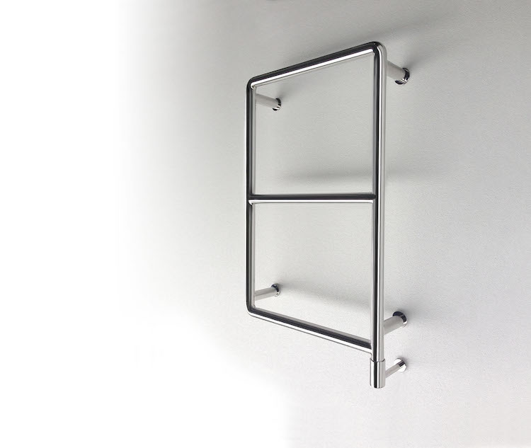 Nástenné dizajnové radiátory z portugalského Foursteelu Dizajnový radiátor-rúrka-moderný-jednoduchý-držiak na osušku-chróm-leštený