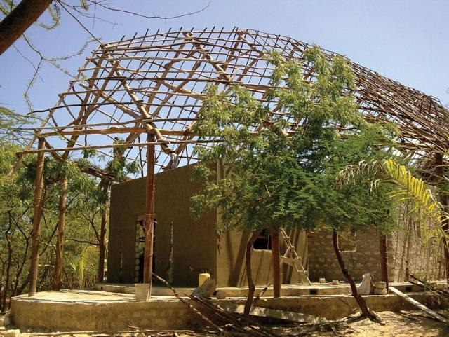 Urko Sanchez Design Hotel v kenskom pobrežnom lese V procese budovania sa nachádza Urko-Sanchez-Hotel-Lamu