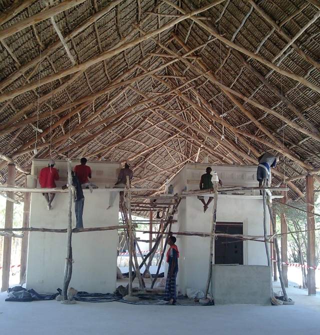 Strechy Makuti typické pre svahilskú architektúru tradičná-strešná konštrukcia-došková strecha-trstinová strecha-urko-sanchez