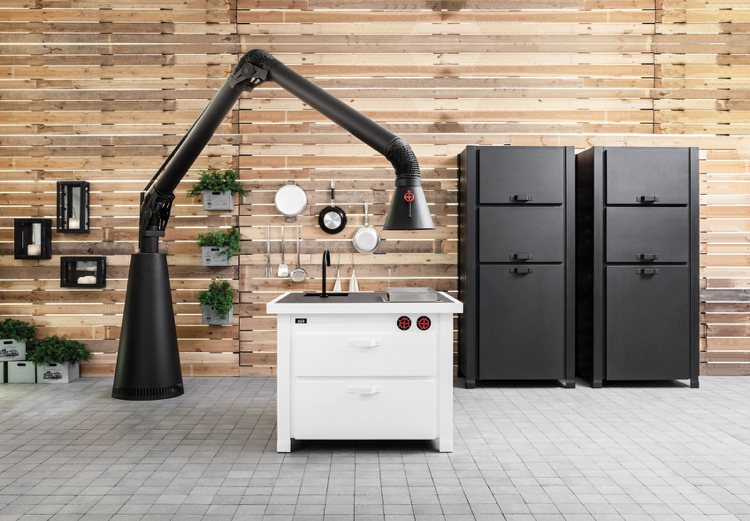 Dizajnová kuchynka Mina biela-úložný-priestor-voľne stojaci-odsávač-odsávač pár-minacciolo