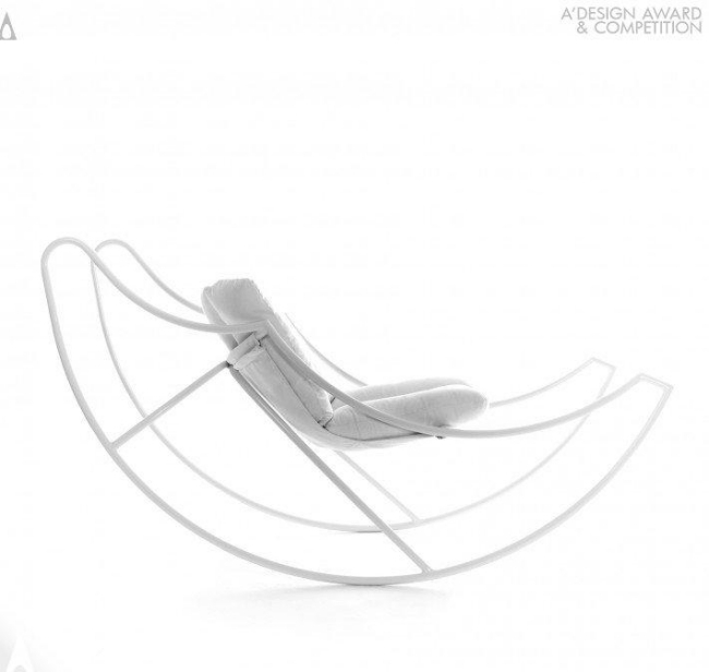 Hojdacie kreslo v modernom dizajne mesačných krídel Moderný dizajn hojdacieho kresla Moons-Wings A Award za dizajn