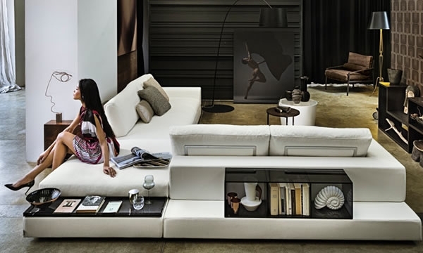 Multifunkčný dizajn pohovky v rohových moduloch-segmentovaný bočný stôl s integrovaným úložným priestorom Multifunkčný nábytkový rohový modul-segmentovaná bočná tabuľka s integrovanou poličkou