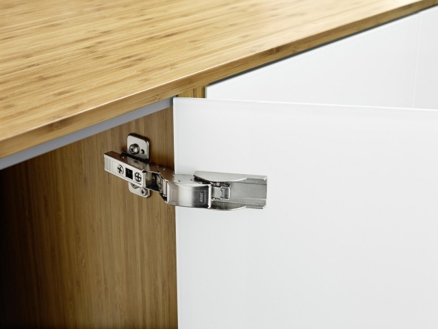 eRange bn kancelárske riešenie závesy pre kancelársky nábytok eRange-bn-office-solution-kancelársky nábytok-pánty