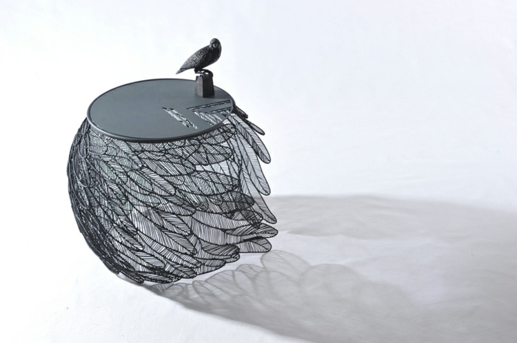 dizajnový nábytok do konferenčného stolíka-idea-kov-moderné-operenie-optika