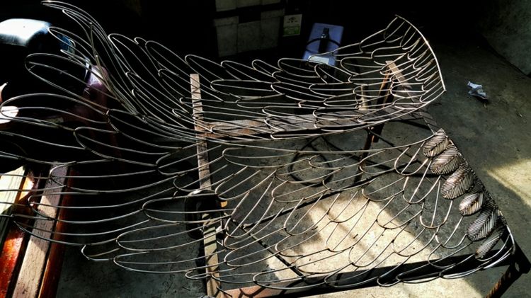 dizajnér-konferenčný stolík-kolekcia-bočný stôl-obývačka-stôl-nábytok-neobvyklý