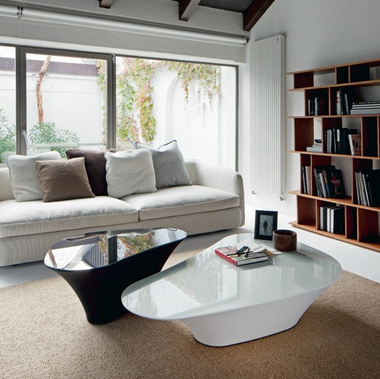 Konferenčný stolík v čiernej a bielej farbe - moderný nábytok do obývačky Konferenčný stolík čierna biela nízka drevená sklenená doska