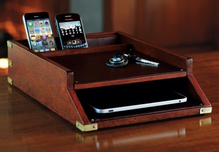 nabíjacia stanica mobilný telefón hawthorne drevená podlaha priehradka na tablet dok pre smartphone