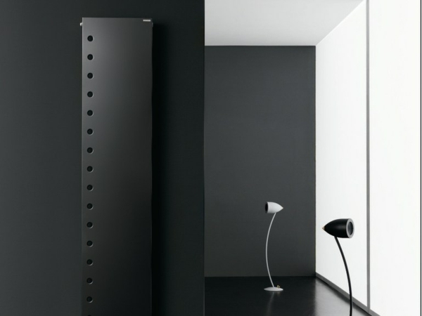 Radiátor navrhuje plochý štýl