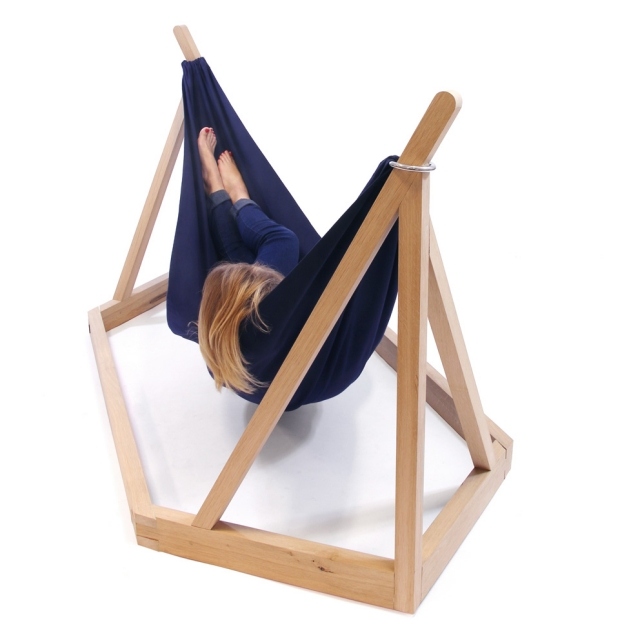 disidentská hojdacia sieť s dreveným rámom, dizajn-laurent-corio